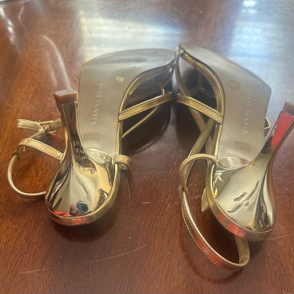 Gold Strappy Sandals with 3’ Heels By Gianni Bini - Picture 4 of 5